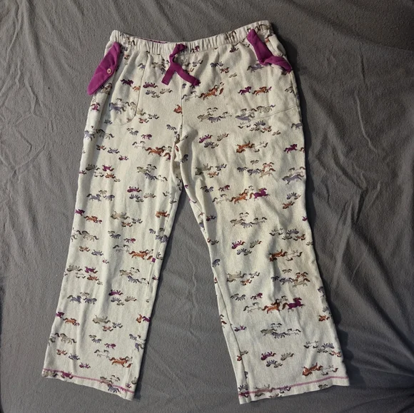 Cuddl Duds White Pajama Pants with Pink Accents - Picture 1 of 1